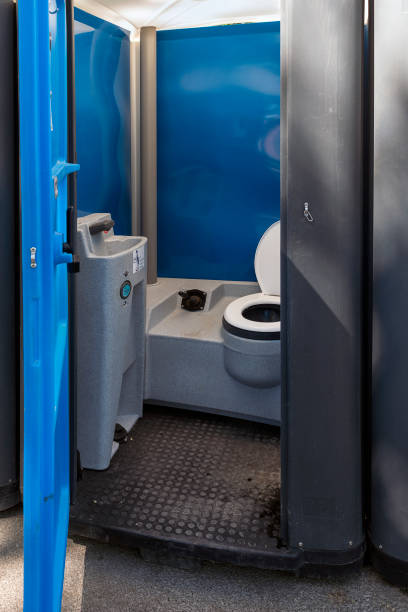 Best Porta potty delivery and setup  in Montebello, NY