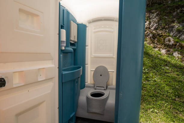 Best Affordable portable toilet rental  in Montebello, NY